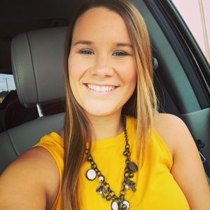 Meet your Posher, Stephanie